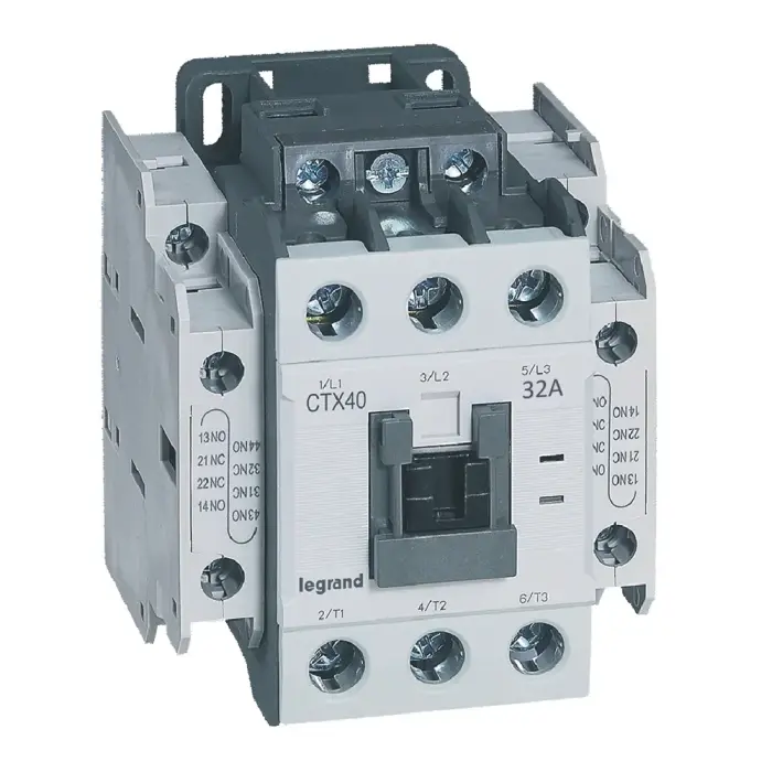 Contacteur de puissance CTX³40 3 pôles 32A (AC3) avec contacts