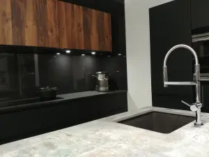 cuisiniste 64